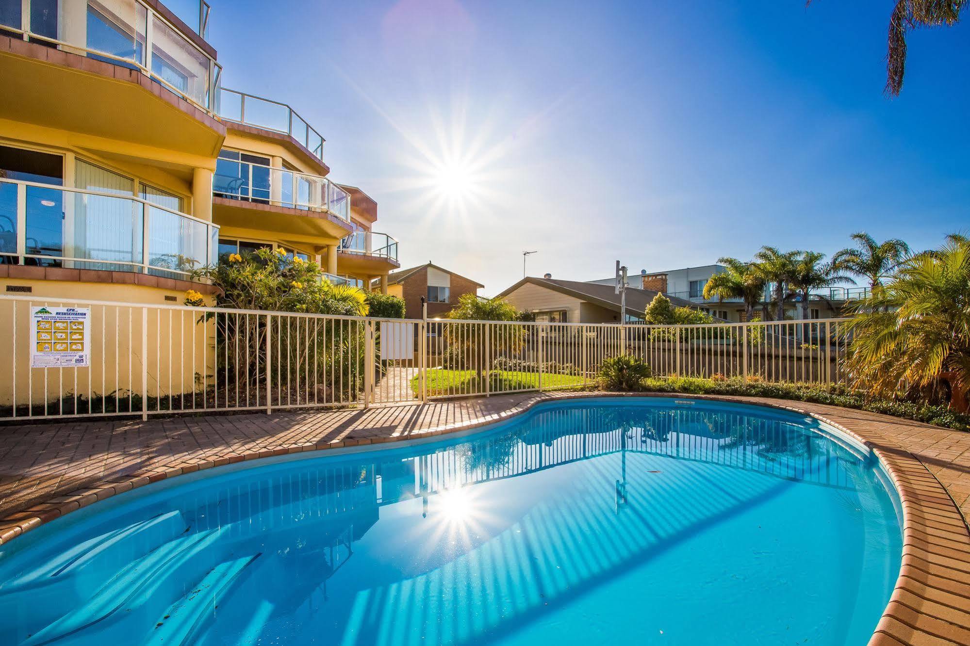 Baywatch Apartments เมริมบูลา ภายนอก รูปภาพ