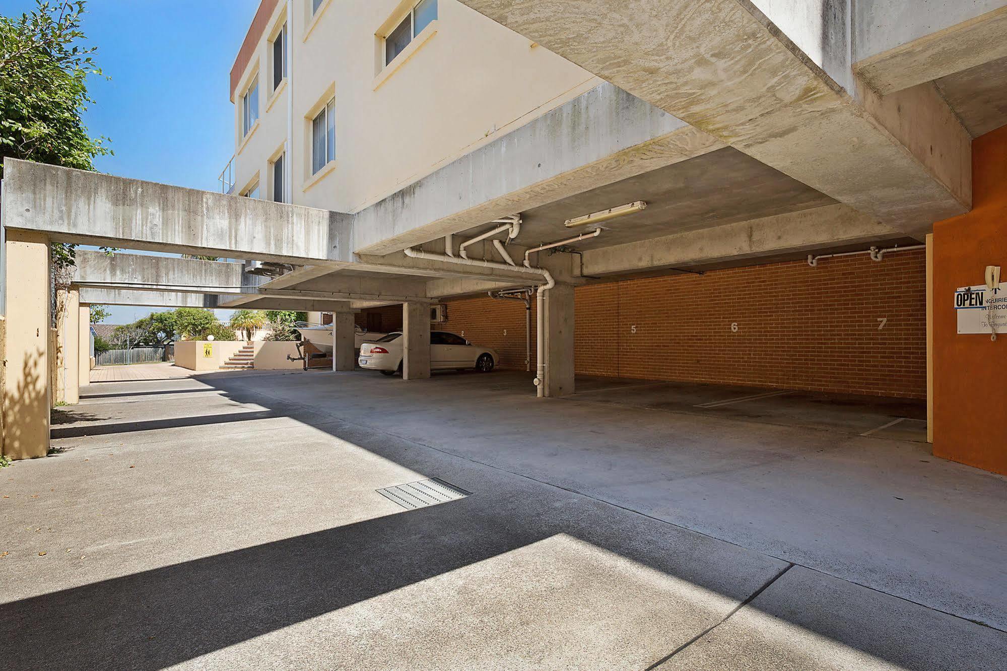 Baywatch Apartments เมริมบูลา ภายนอก รูปภาพ